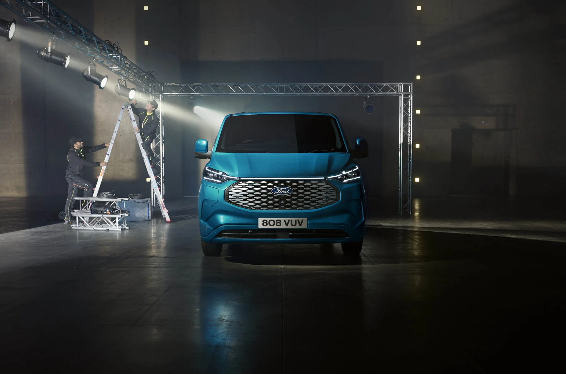 2022 FORD E TRANSIT CUSTOM (2) (1)
