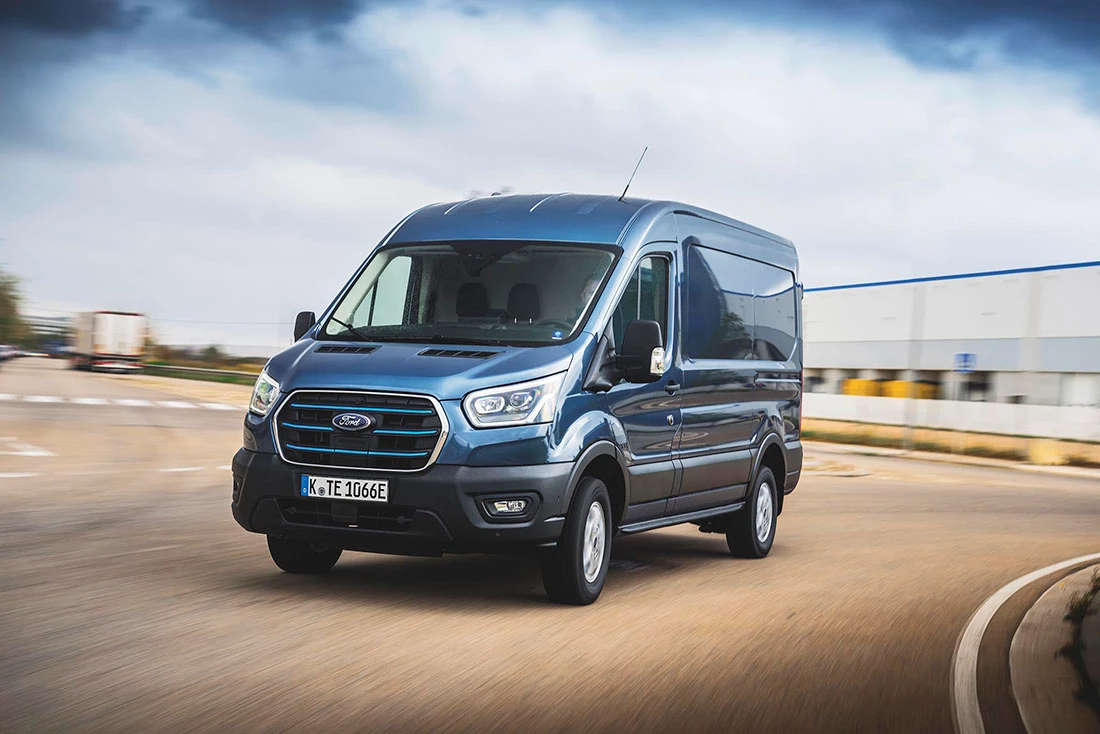 Ford 2022 E Transit Front 2