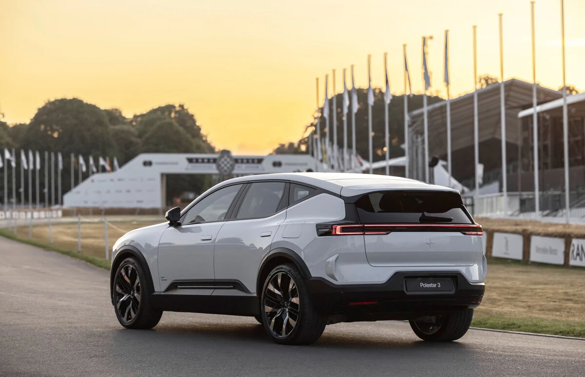 Polestar3 2023 V Bagende