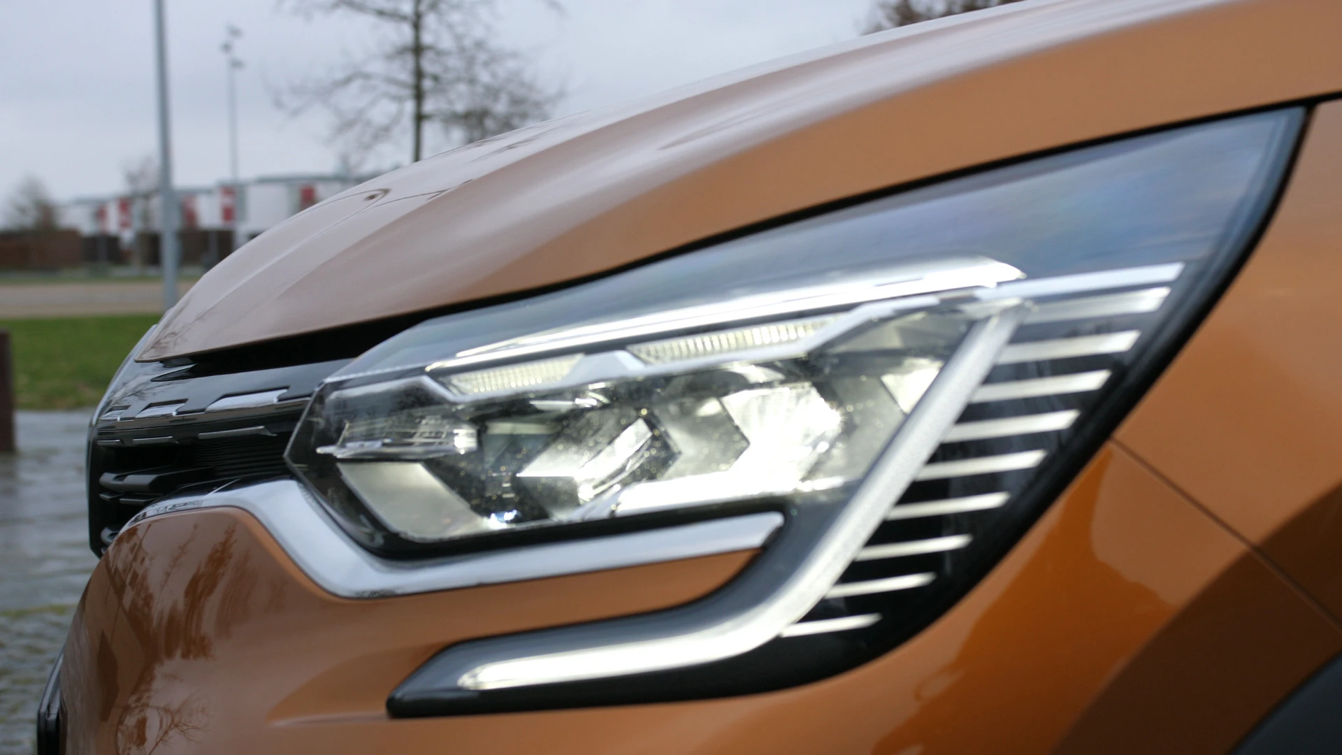 Renault Captur Forlygte