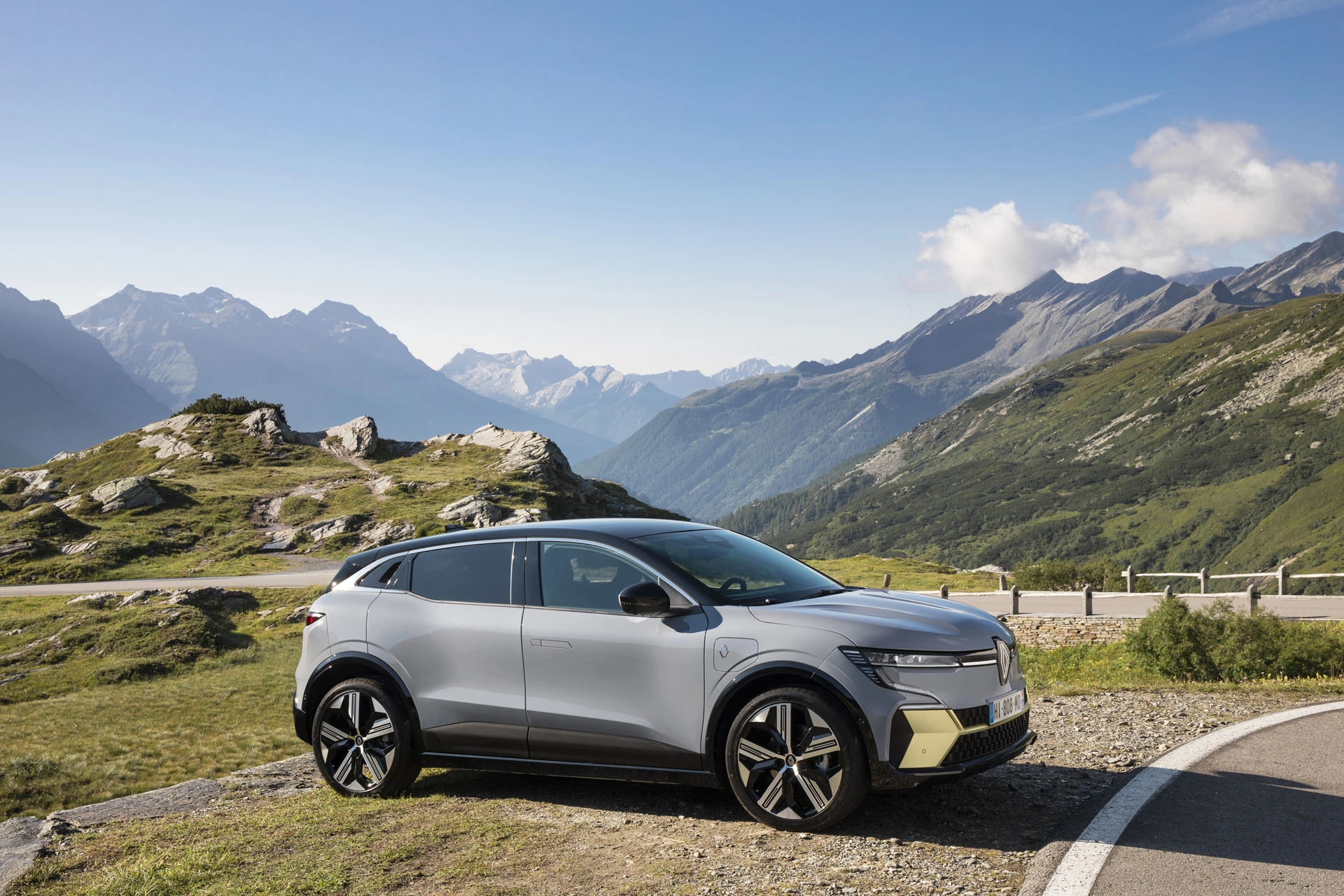 Renault Megane Electric2022 Bjerge