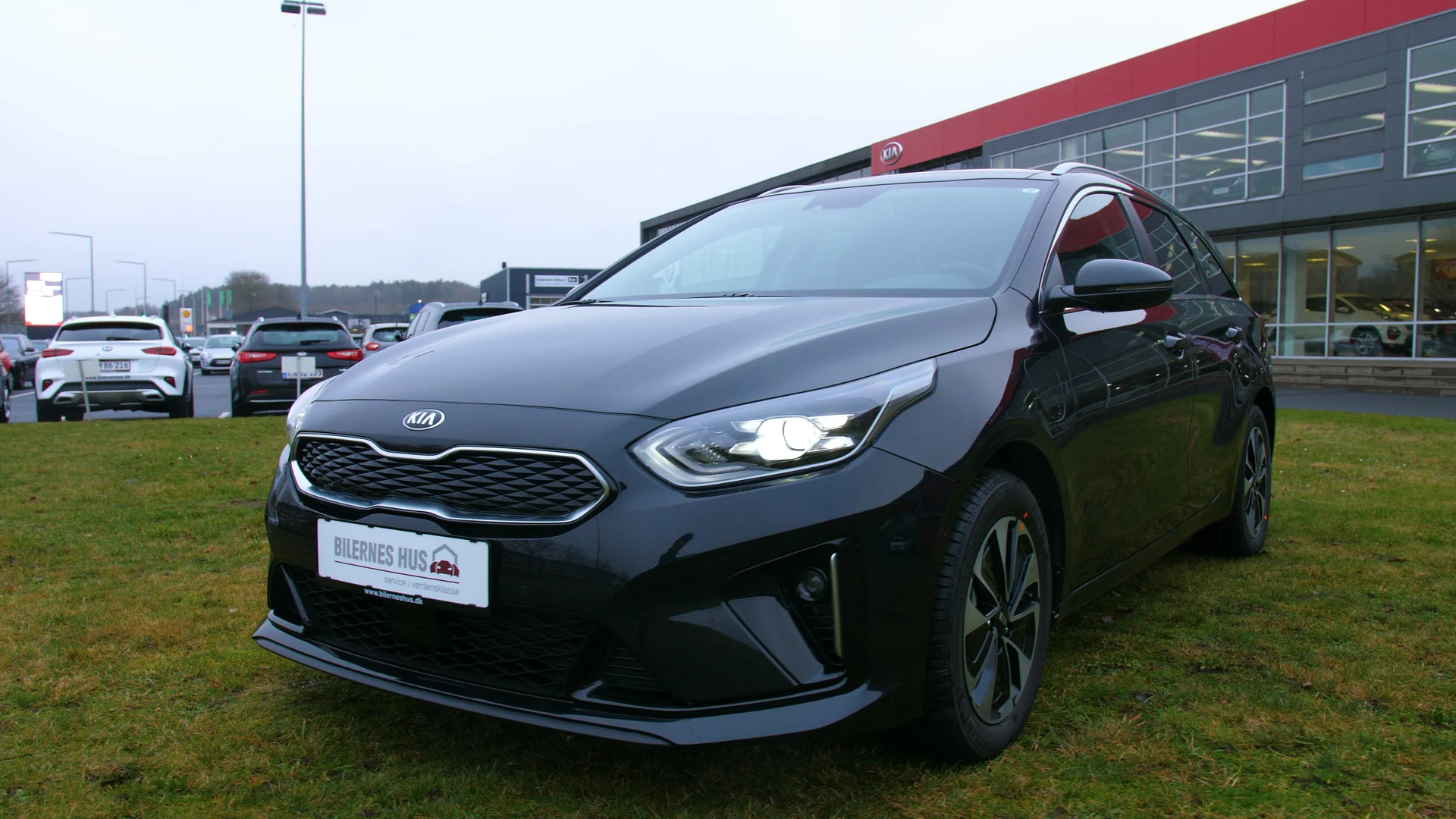 Kia Ceed Phev Forfra