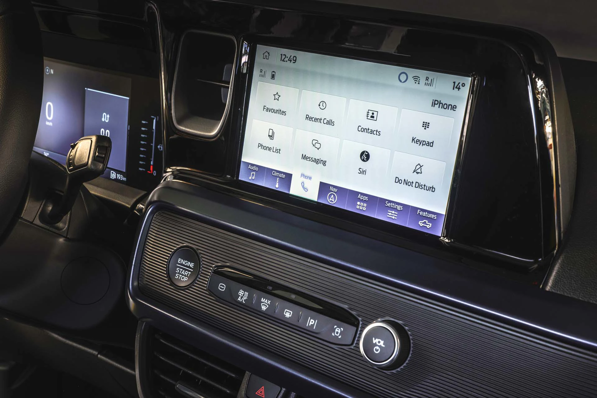 Ford E Tourneo Courier 2023 Infotainment
