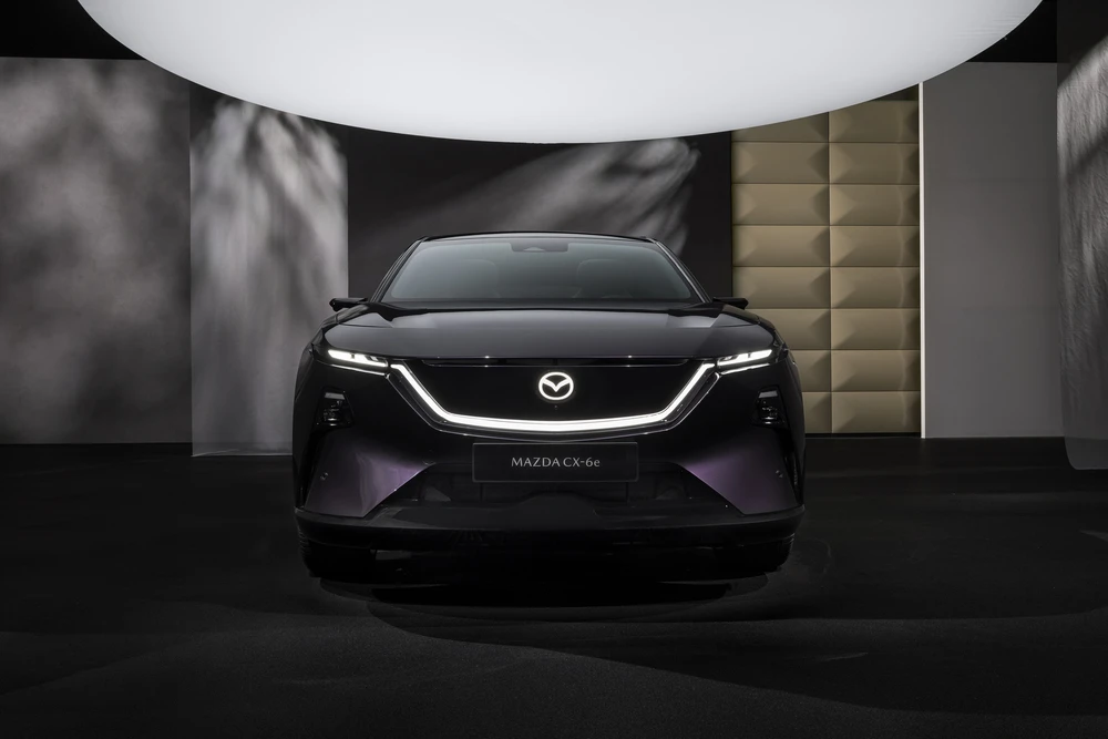 Mazda CX 6E 2026 Front (1)