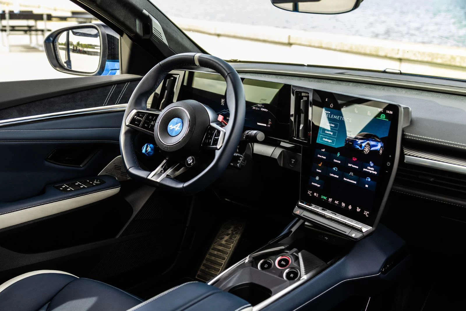 Alpine A390 2026 Interior Rat