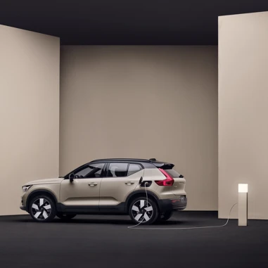 Volvoex40 2025 Lader