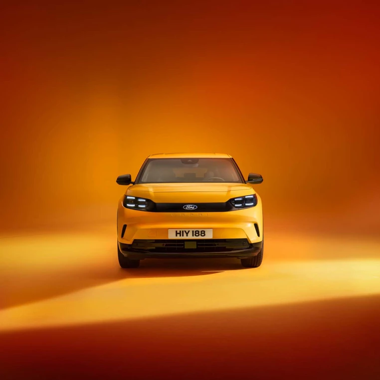 2024 Ford Elektrisk Capri (1)