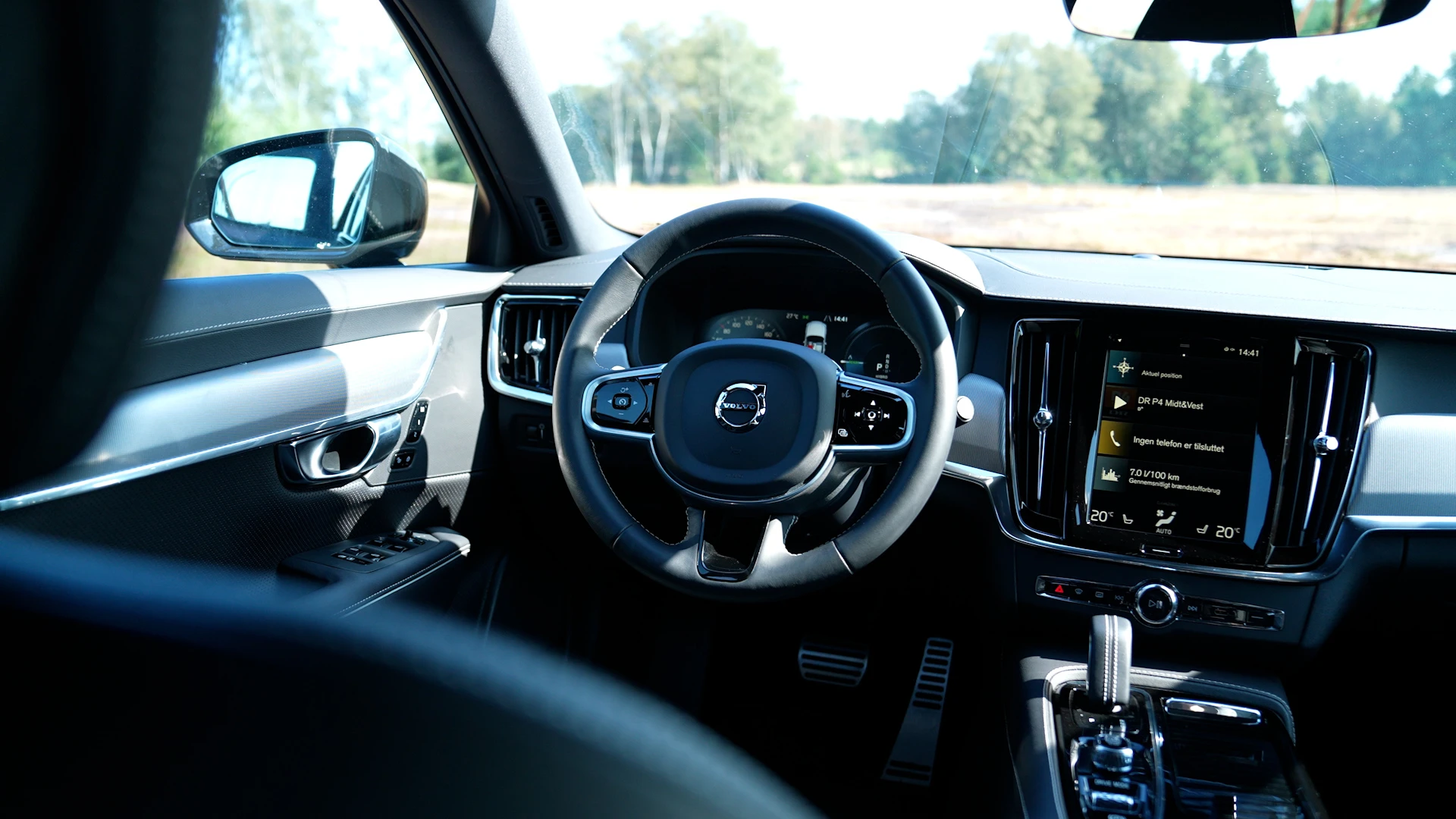 Bilguiden V90 Interior