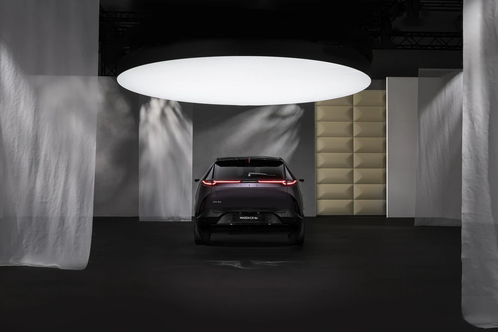 Mazda CX 6E 2026 Bag