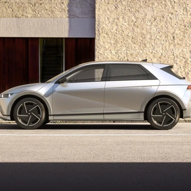 Hyundai IONIQ 5 2025 V Side