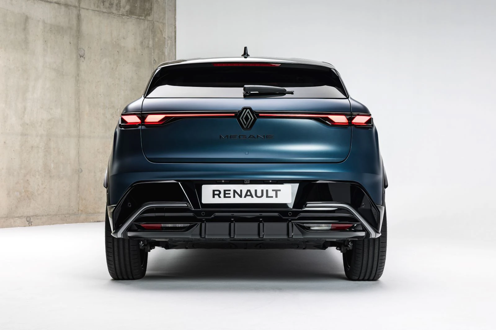 Renault Megane Electric 2026 Studio Bagfra
