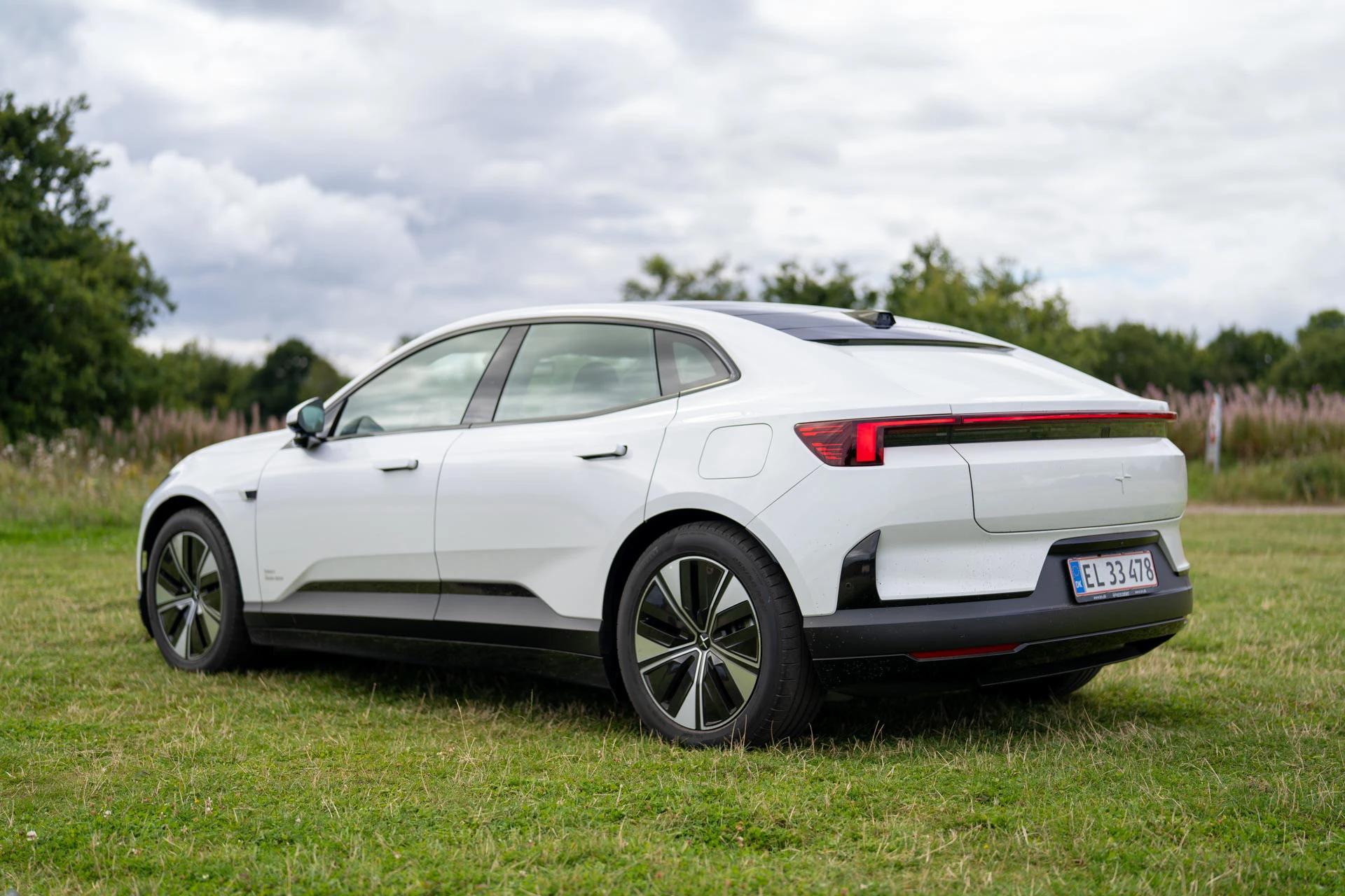 Bilguiden Polestar 4 (4)