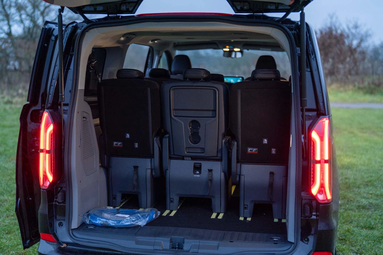 Bilguiden Ford E Tourneo Custom (2)