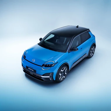 Nissan MICRA 2025 Electric Skraa Oppe