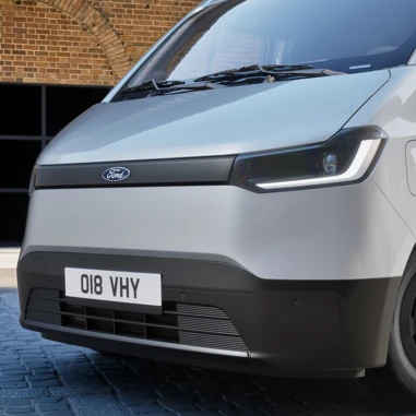 Ford Transit City 2026 L2H2 Front