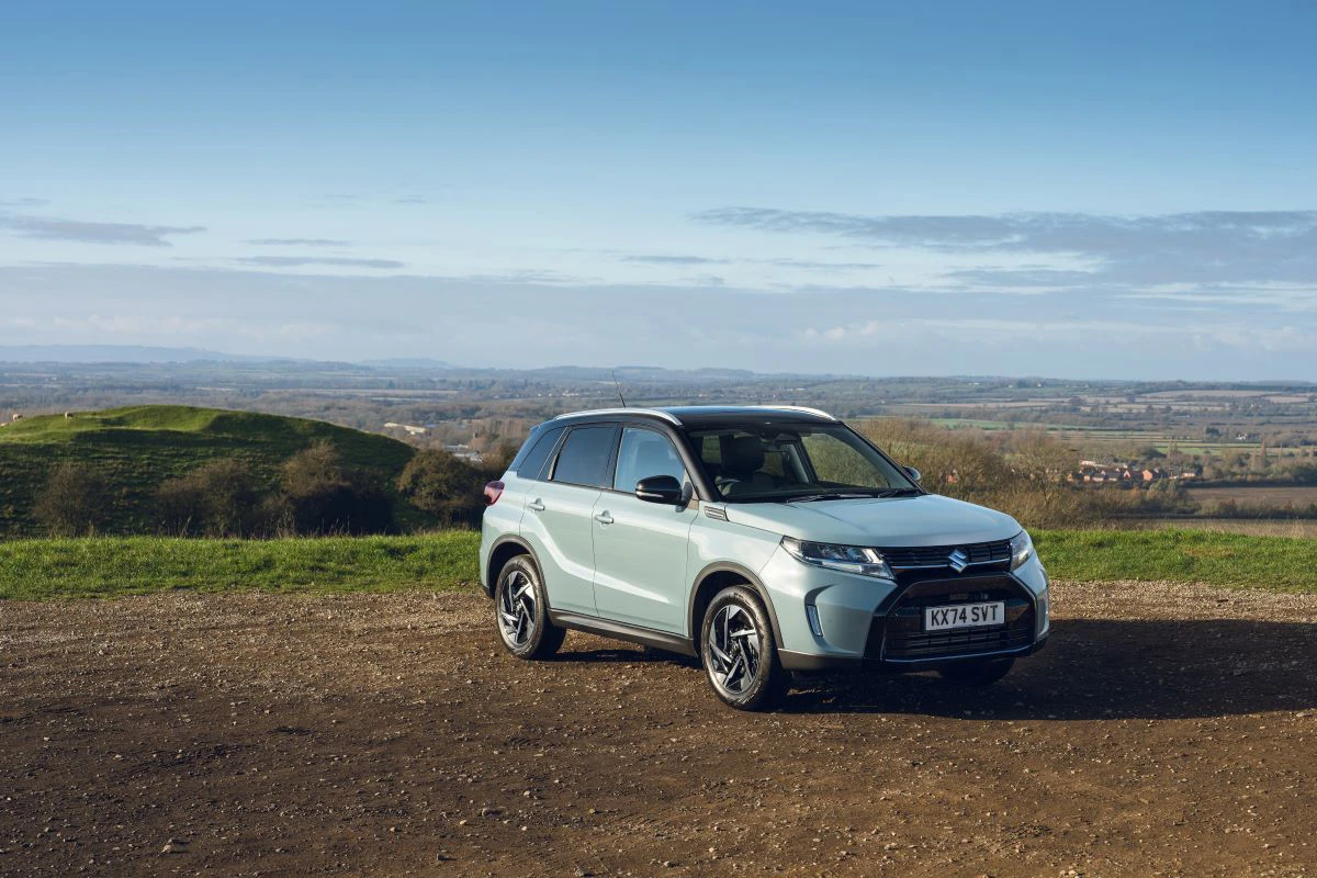 Suzuki Vitara 2025 Skraa Forfra