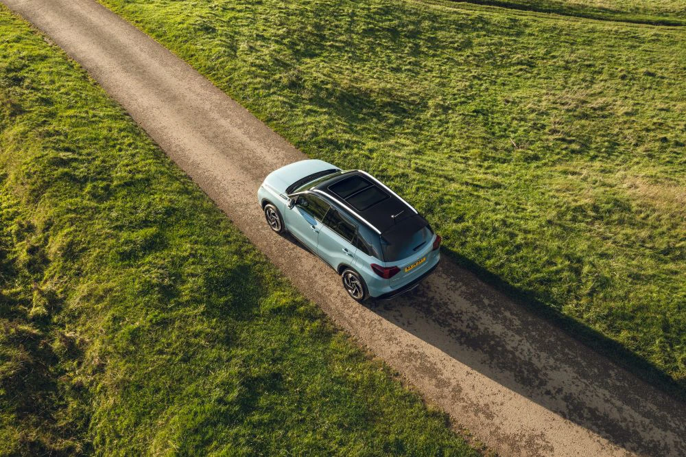 Suzuki Vitara 2025 Oppe