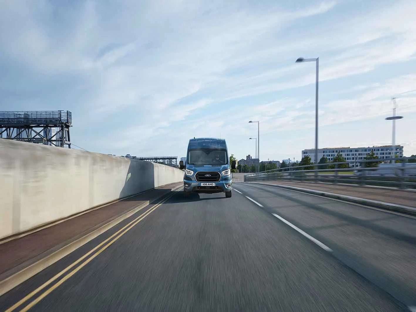 Ford Transit 2019 Eksterioer Koerekomfort Rummelighed Blaa