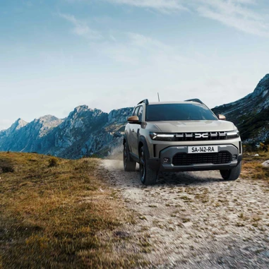 Dacia Duster 2024 Forfra Graa