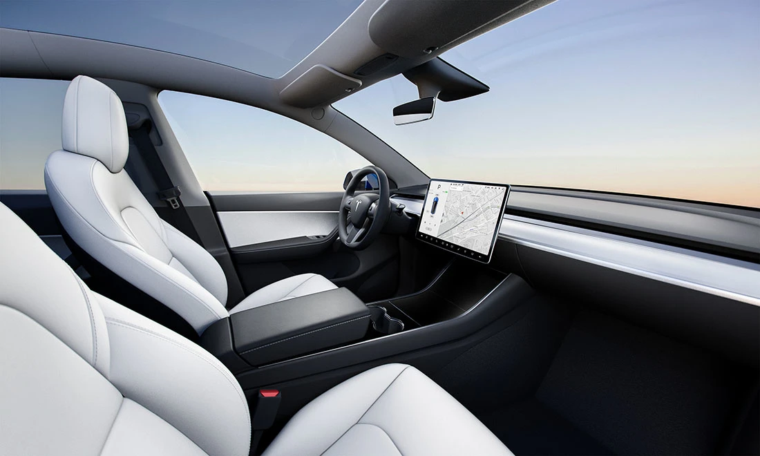 Tesla 2022 Model Y Cockpit