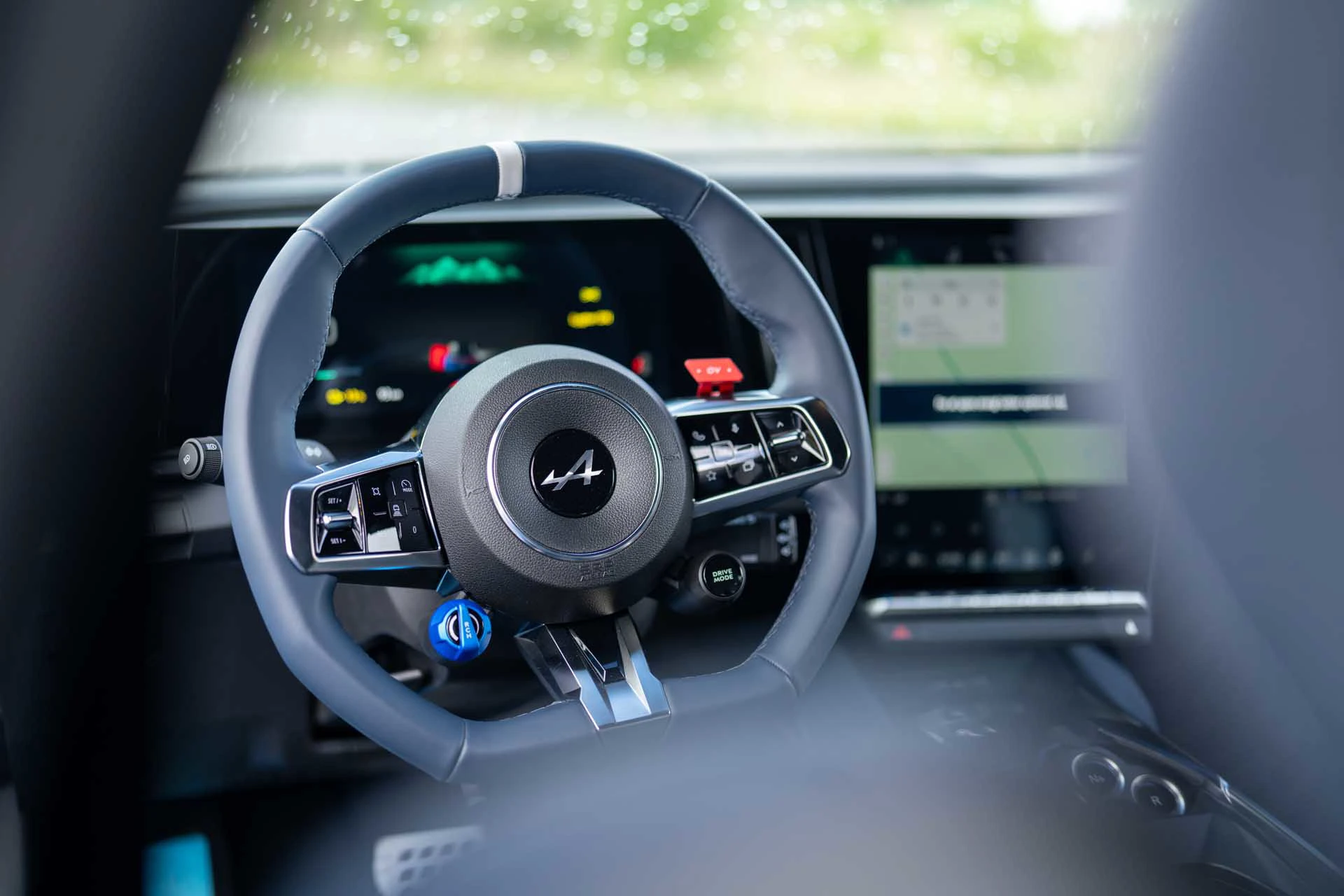 Bilguiden Alpine A290 A390 41