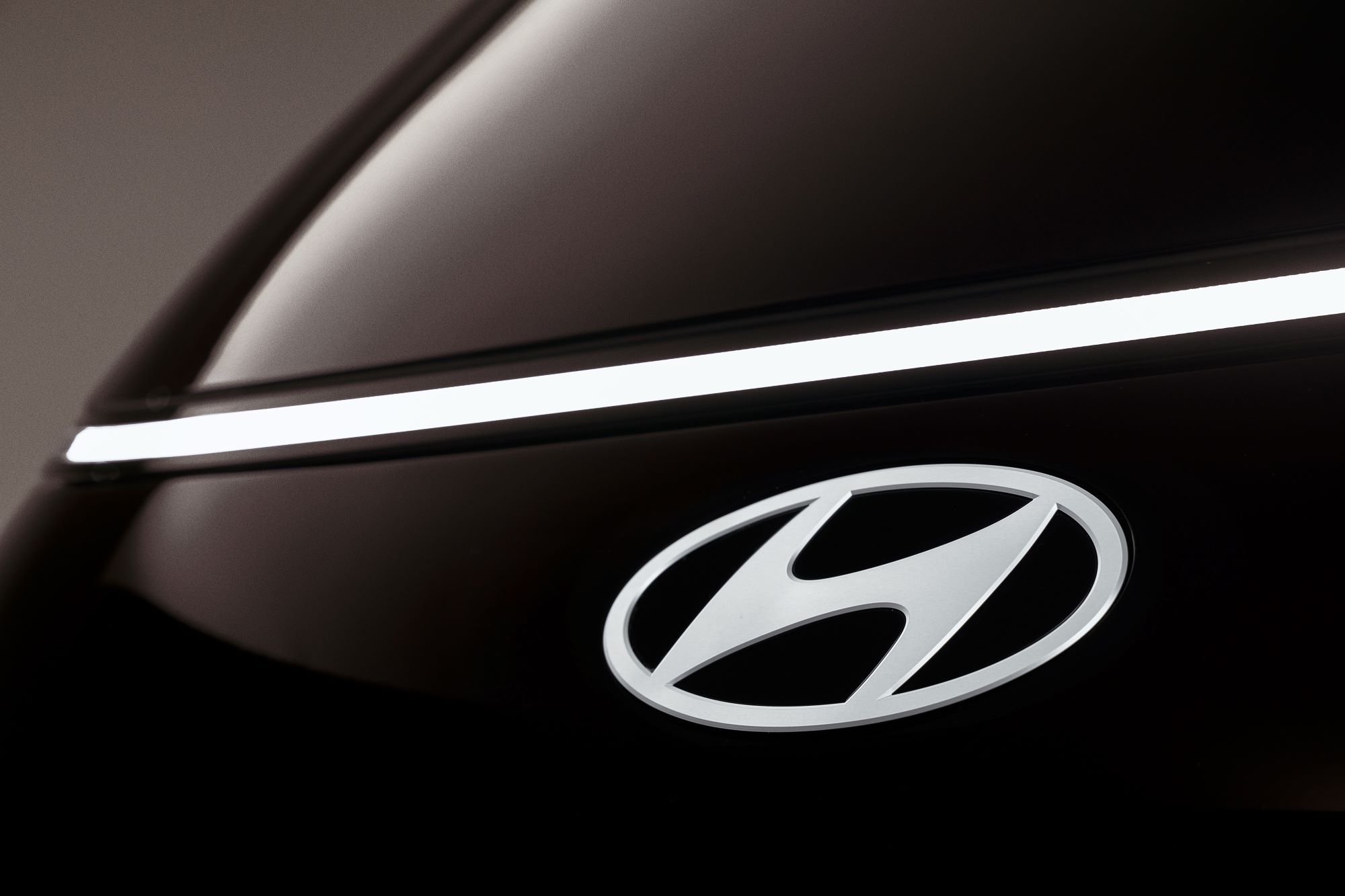 Hyundai Staria 2026 Hyundai Logo