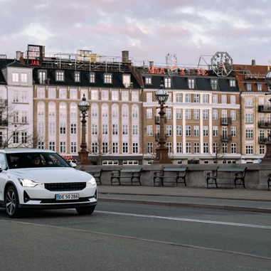 Polestar 2 2023 Koerende Fra Siden