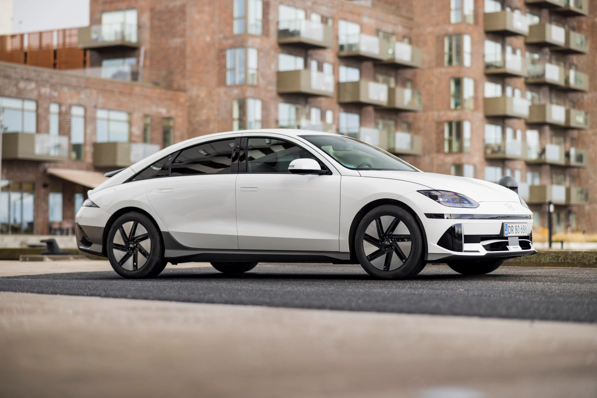 Hyundai IONIQ 6 2025 Side