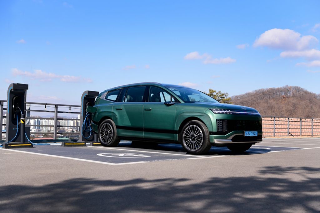 Hyundai Ioniq9 2024 Lader