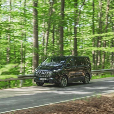 Ford E Tourneo Custom 2022 Titanium X Forfra