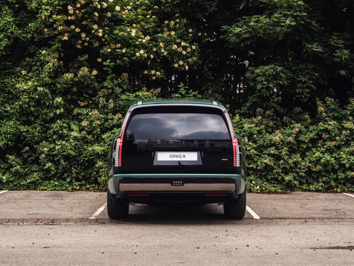 Hyundai IONIQ 9 2025 Bagende