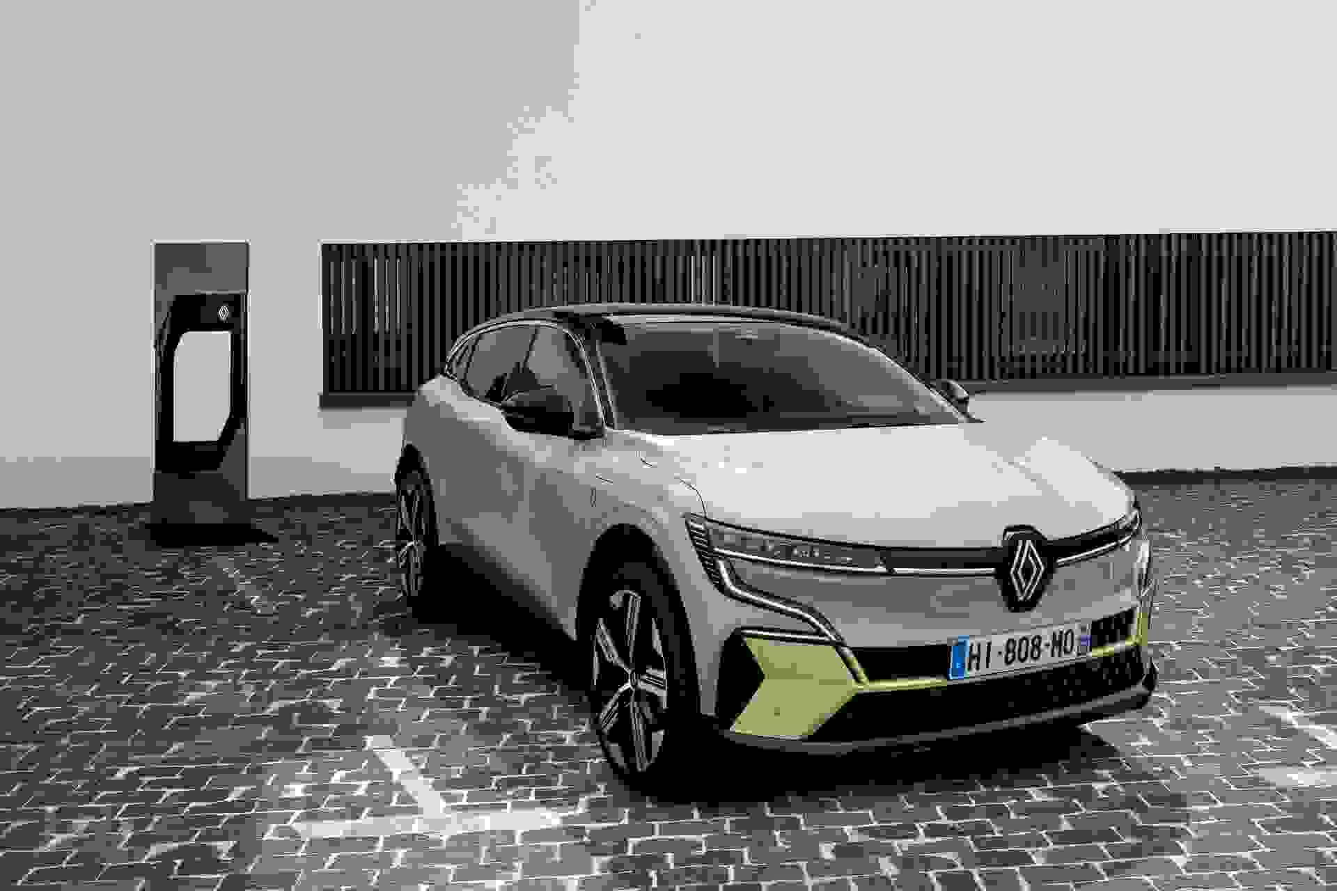 2021 New Renault Mgane E TECH Electric Urban