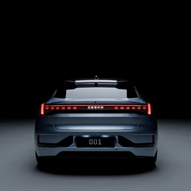 Zeekr 001 2025 Studio Bagende