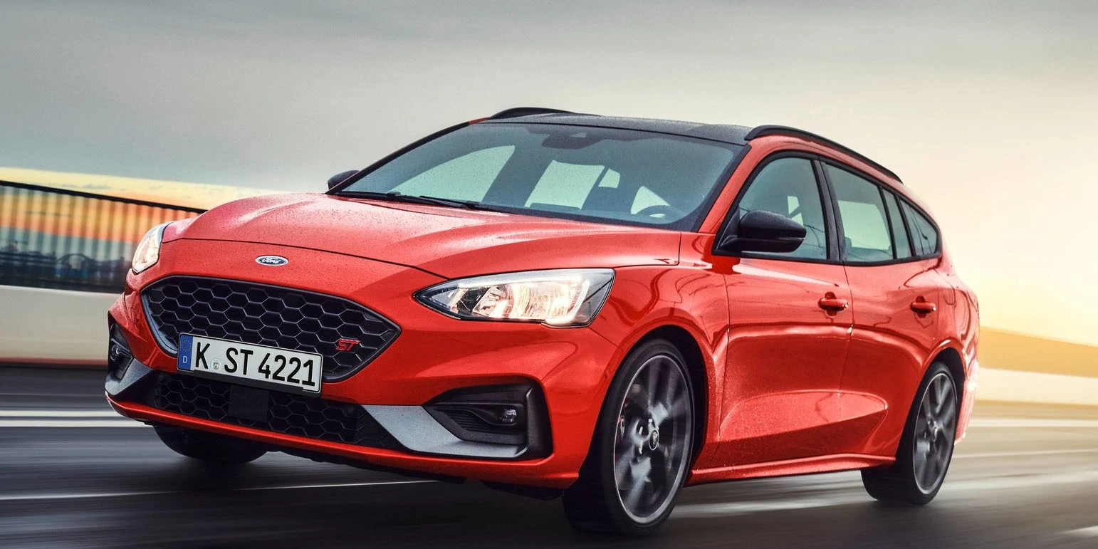 Ford Focus ST Wagon 2020 1600 02
