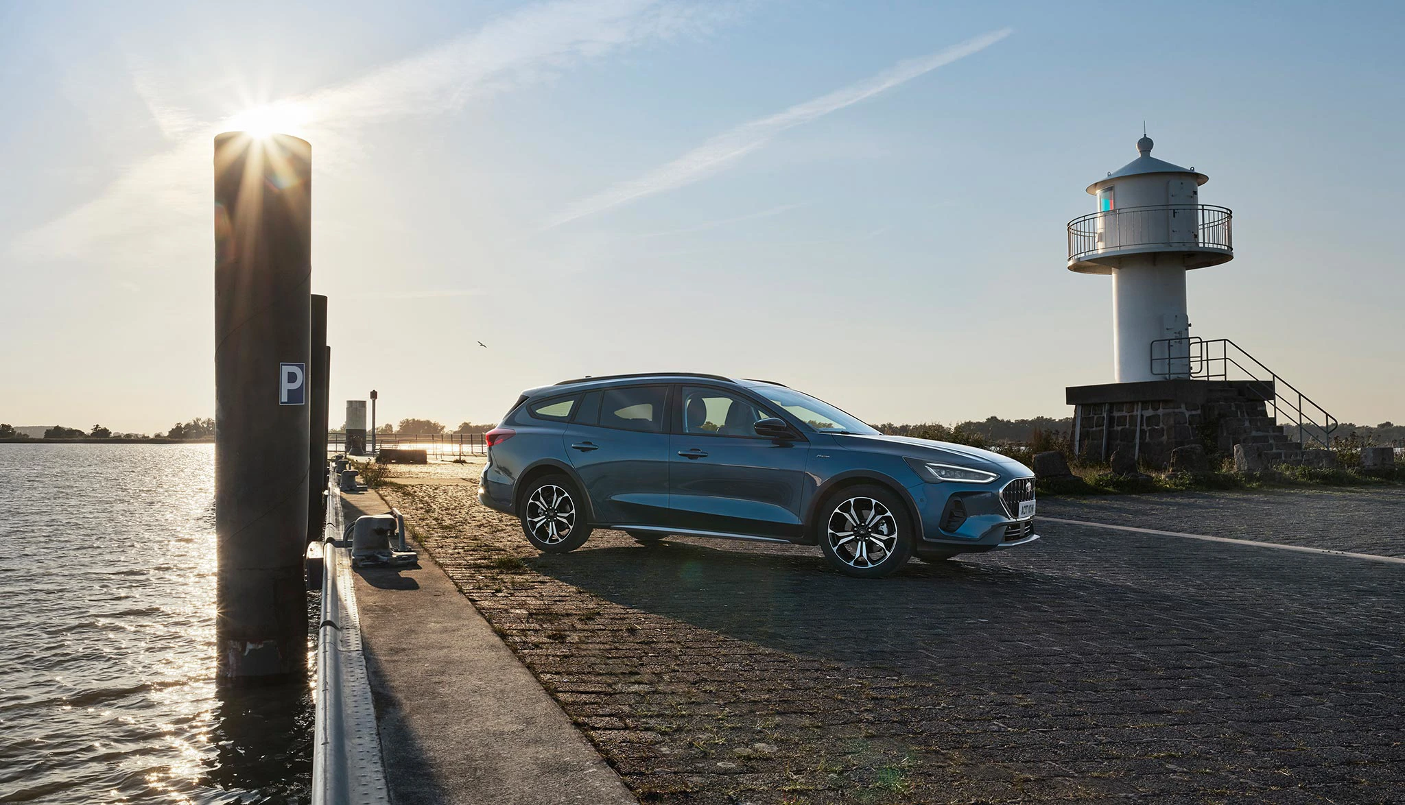 2021 FORD FOCUS ACTIVE OUTDOOR 02 LOW