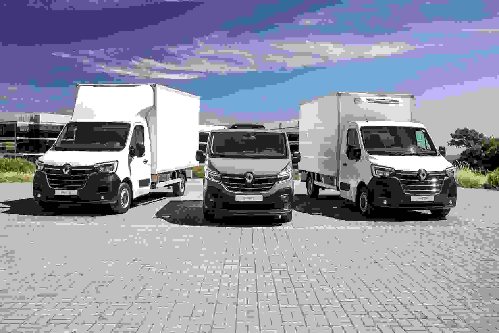 3 2019 New Renault MASTER And New Renault TRAFIC