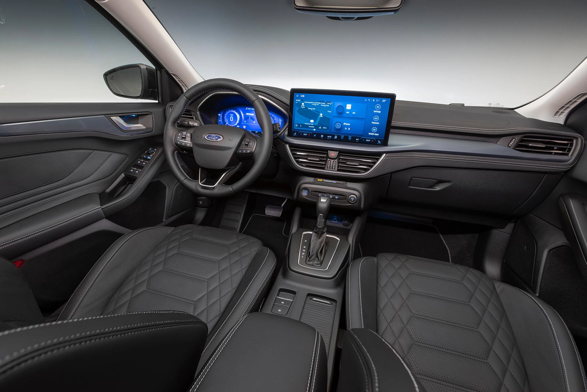 2021 FORD FOCUS ACTIVE INTERIOR 04 LOW