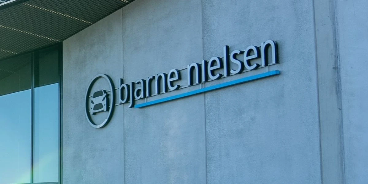 Bjarne Nielsen Facade Logo