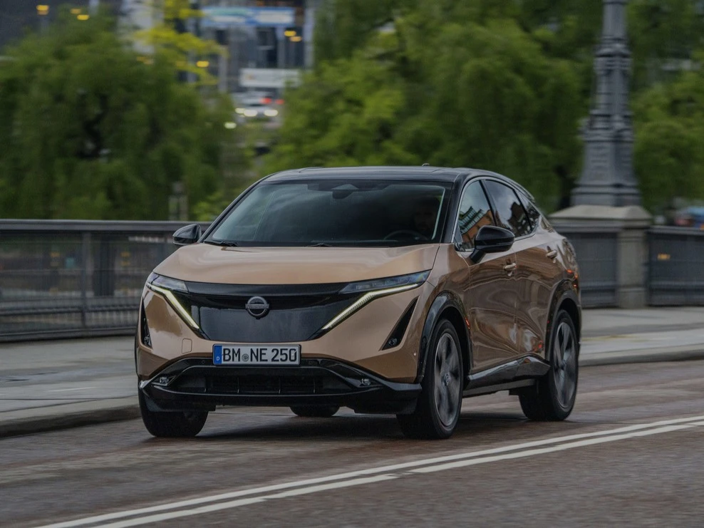 Nissan Ariya Overlay Oversigt