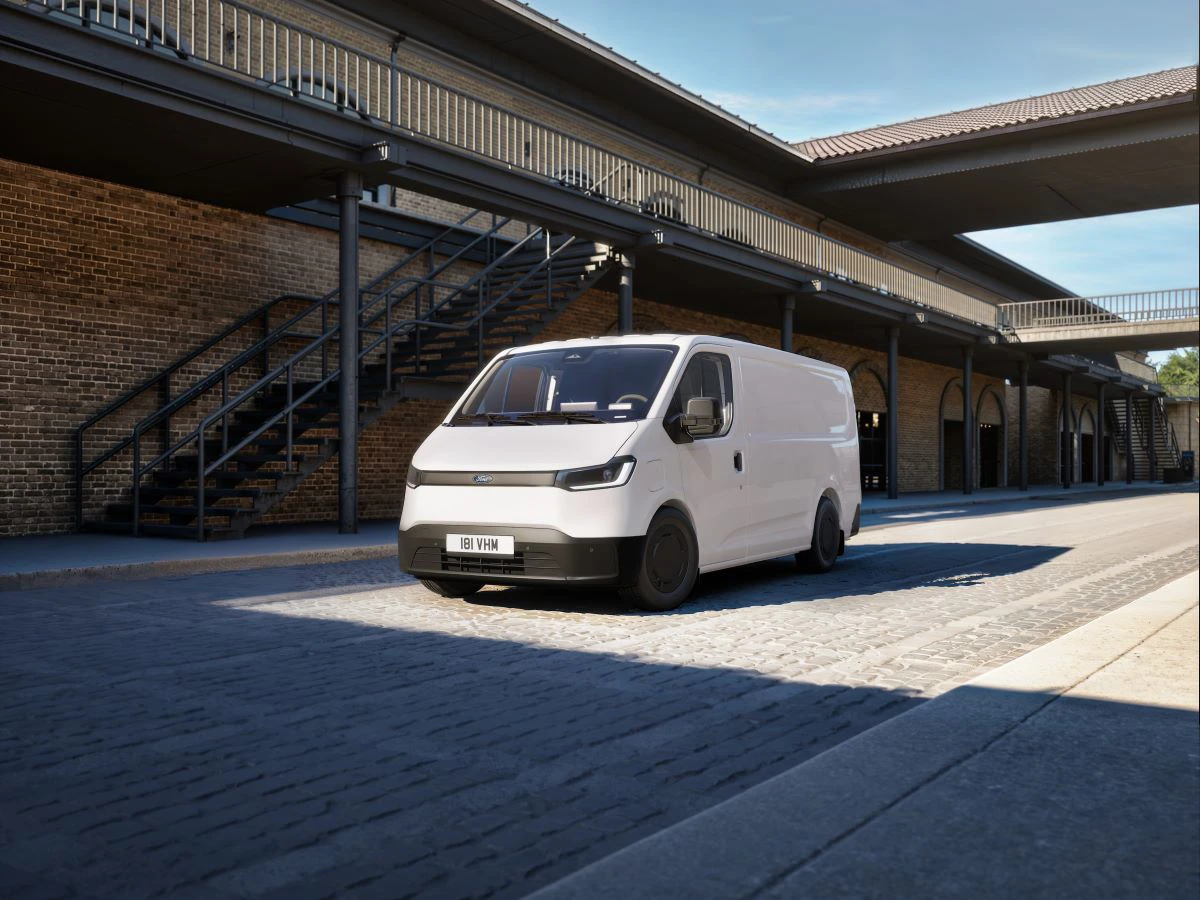 Ford Transit City 2026 L1H1 Skraa Forfra