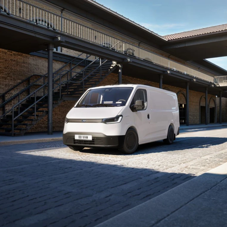 Ford Transit City 2026 L1H1 Skraa Forfra