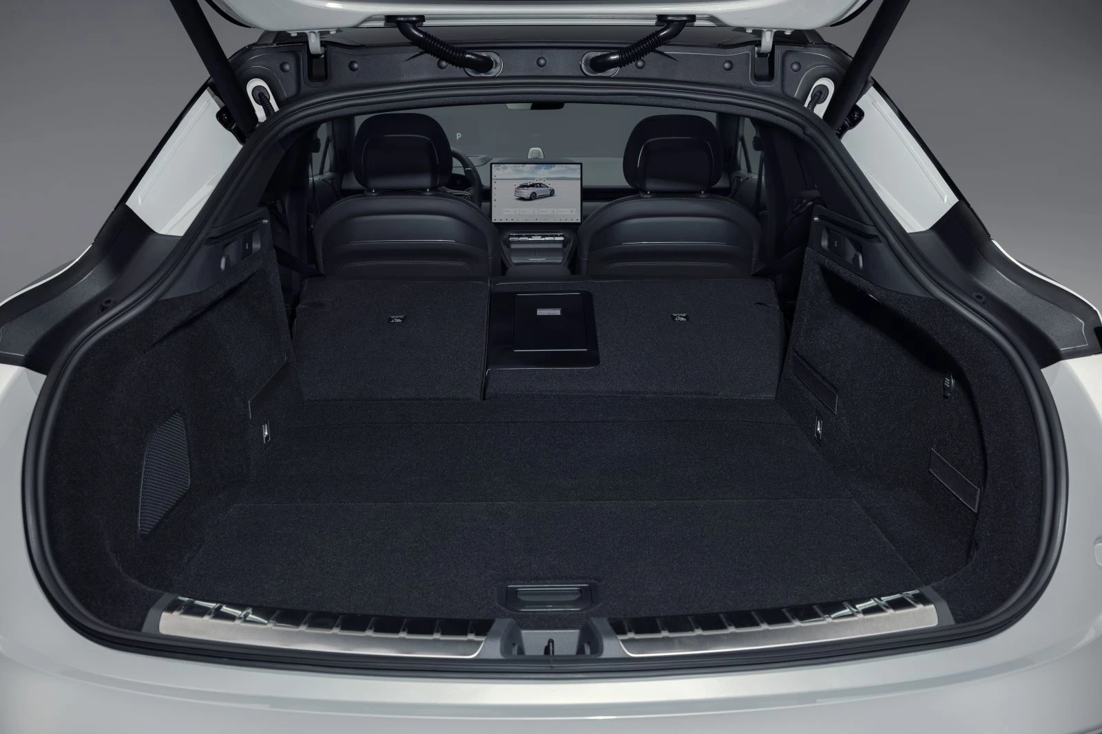 Zeekr 7GT 2026 Bagsaeder Lagt Ned