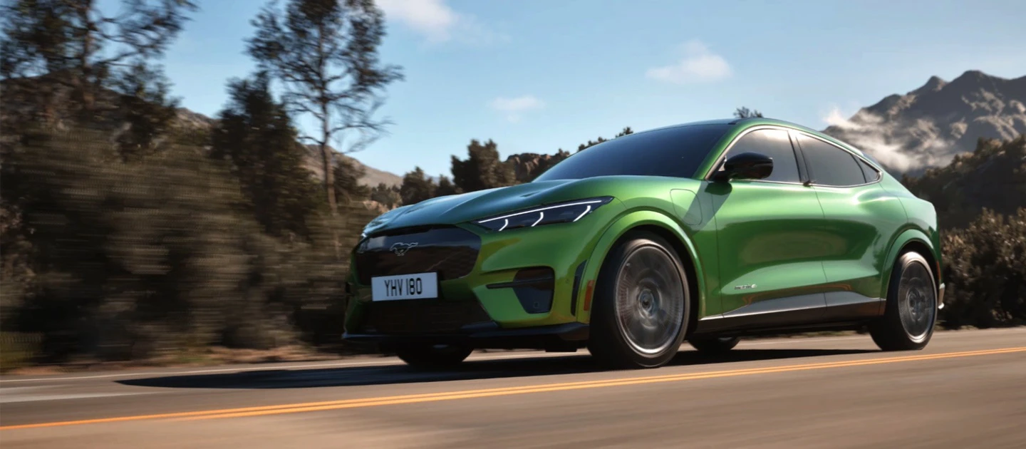 Ford Mustang Mach E 2025 Dynamisk