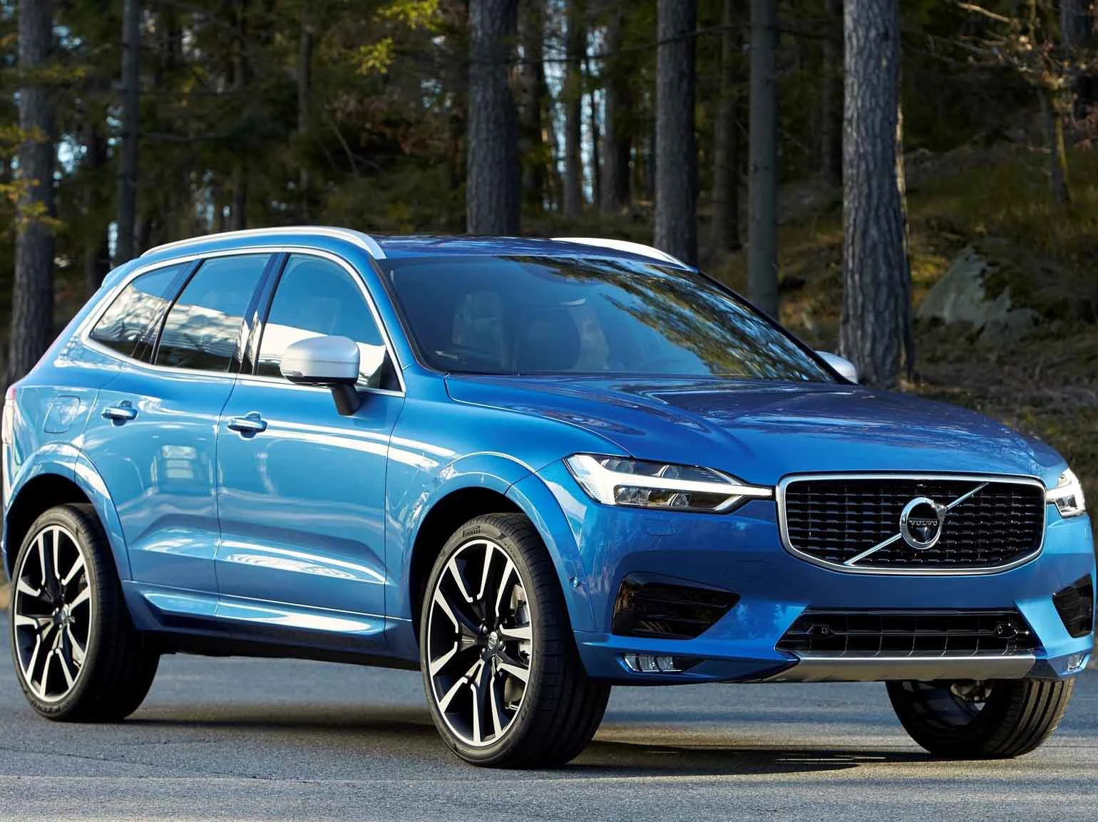 Volvo Xc60 2018 Eksterior Suv Thors Hammer Forlygter Flot Familiebil