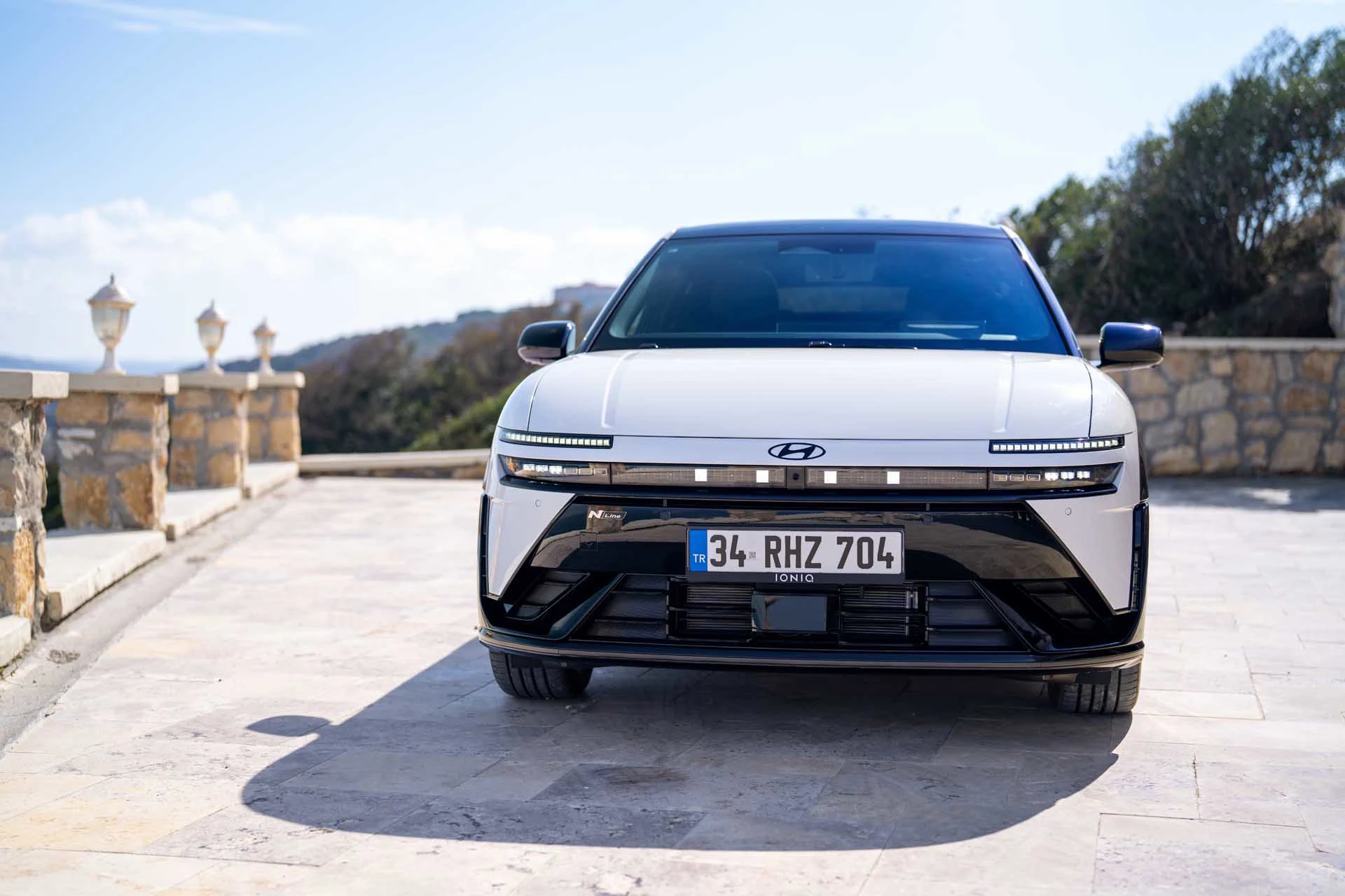 Bilguiden Hyundai IONIQ3 3