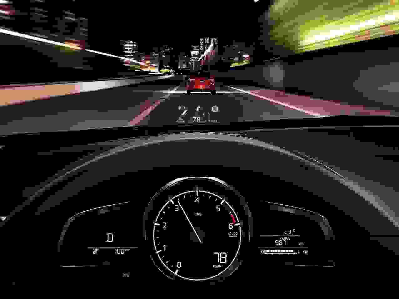 Mazda3 2018 Interior Speedomter Instrumentpanel Forrude