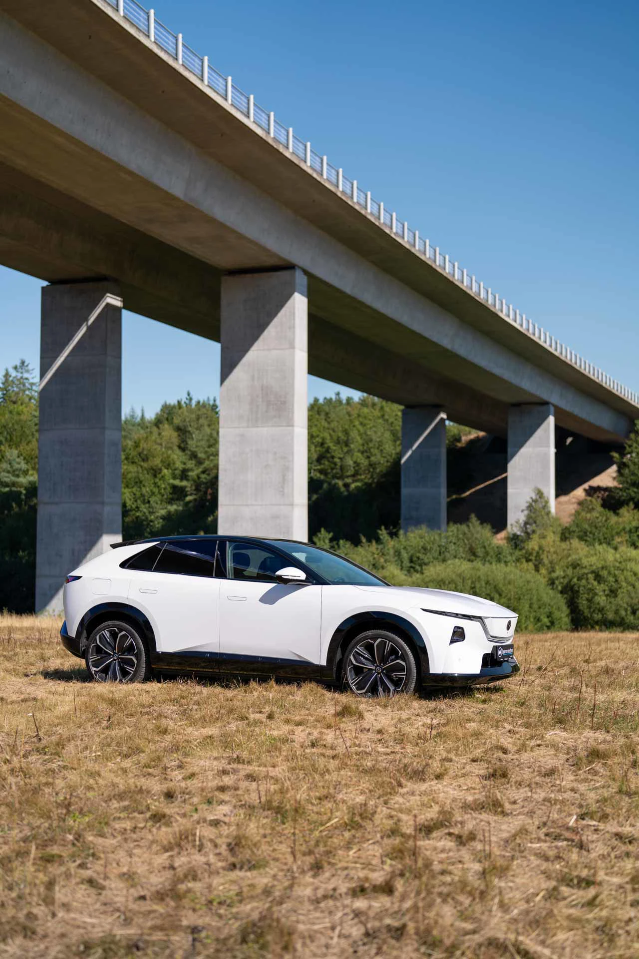Bilguiden Mazda Cx6e9