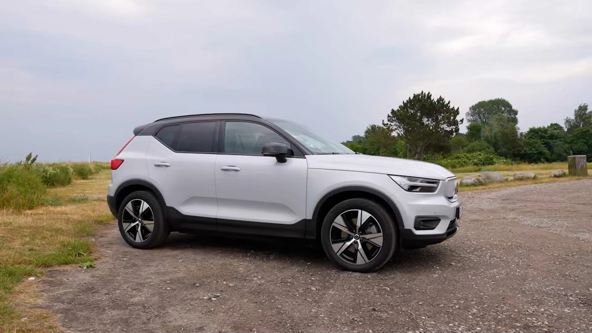 Bilguiden Xc40elbil.00 01 06 08.Still001
