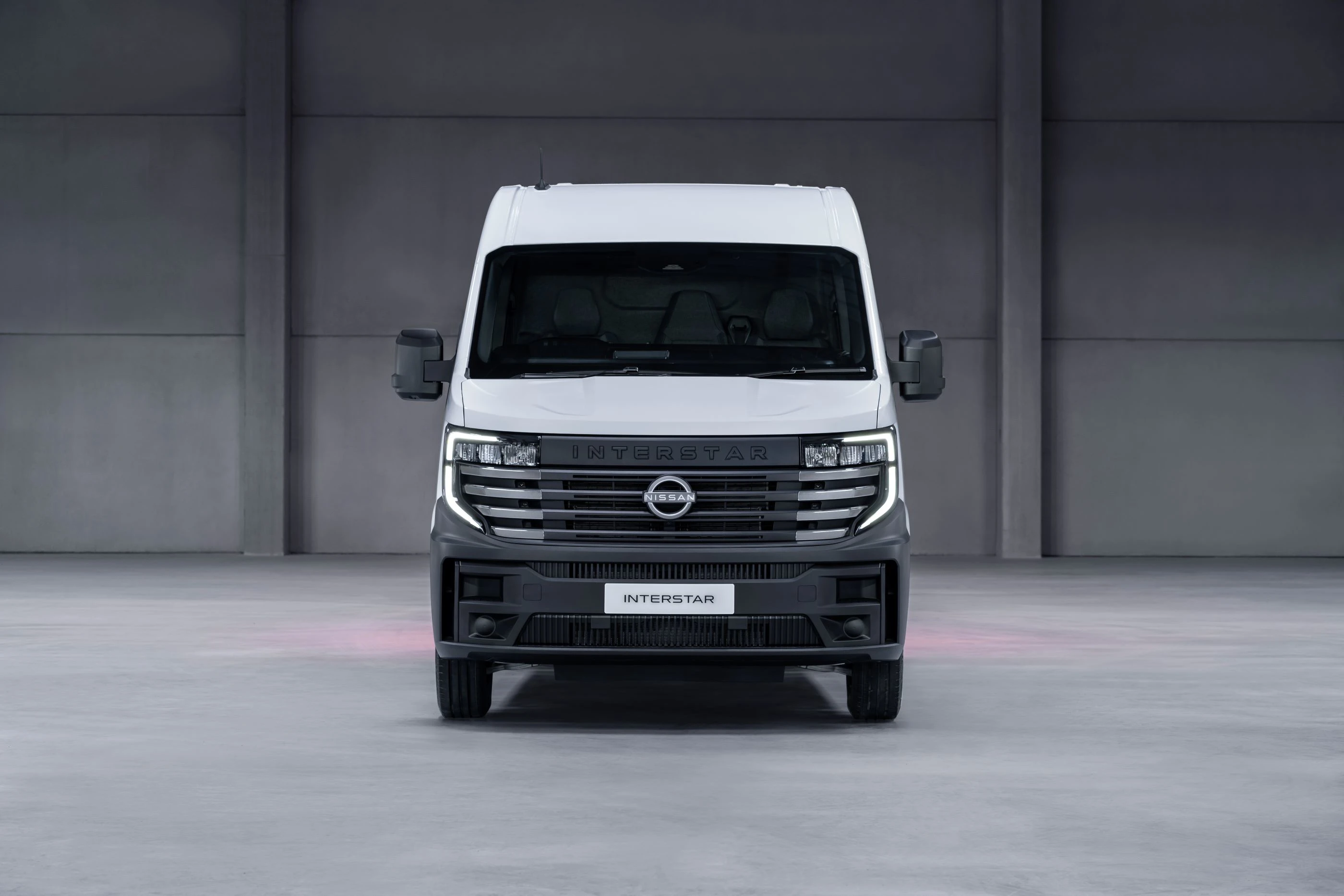 Nissan Interstar 2025 ICE Forfra
