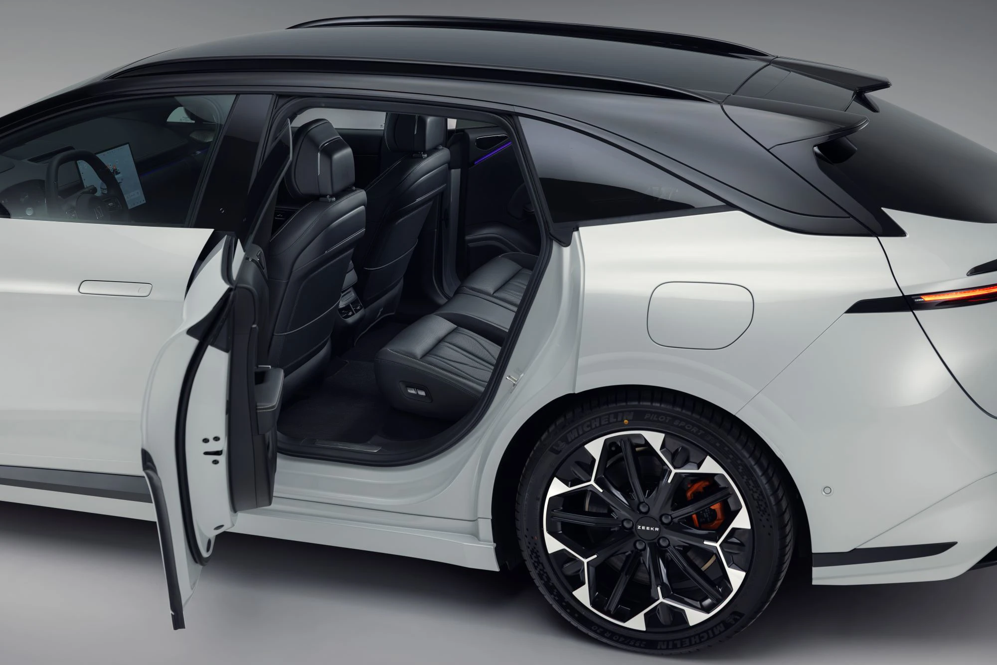 Zeekr 7GT 2026 Aben Dor